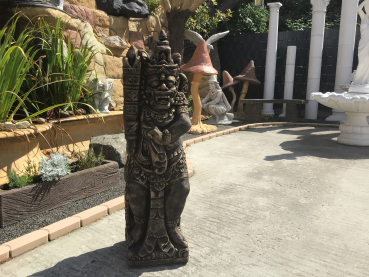 Bali Krieger, Betonfigur, Steinfigur, Gartenfiguren, Steinguss, Frostsicher, Winterhart, Gartendeko