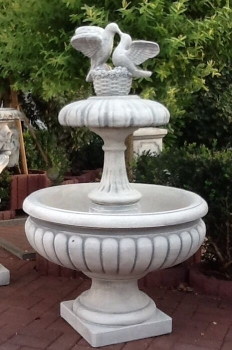 Springbrunnen, Gartenbrunnen, Steinbrunnen