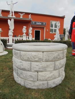 Springbrunnen, Gartenbrunnen, Steinbrunnen