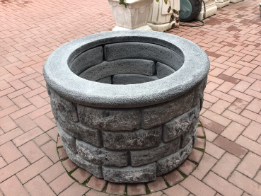 Steinbrunnen, Ziehbrunnen, Brunnenring