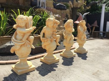 Gartenfiguren Set aus 4 Jahreszeiten, 4 Putten auf Kugel, Park & Gartendekoration, Steinfiguren, Statuen