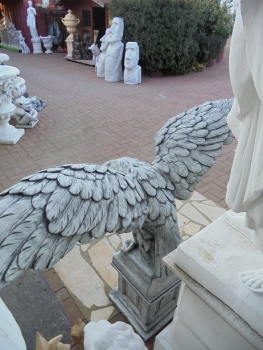 Adler Statuen, Steinfiguren, Skulpturen, Gartendekoration