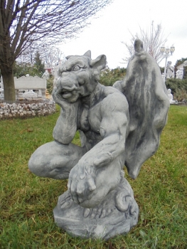 Gargoyle, Statuen, Steinfiguren, Skulpturen, Gartenfiguren