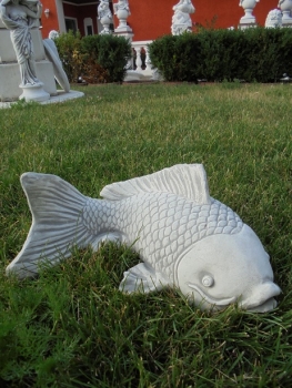 Koi Fisch Skulptur, Steinfigur