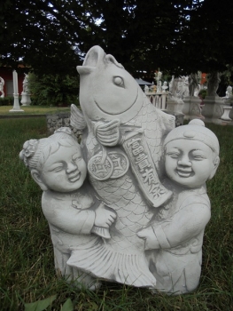 Koi Fisch Skulptur, Steinfigur
