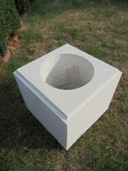 Preview: Säule, Sockel, Steinsäule, Figurensäule, Podest, Gartendekoration