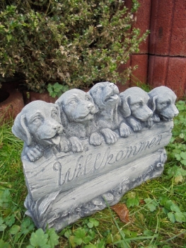 Hund, Gartenfiguren, Steinfiguren, Statuen, Skulpturen, Gartendekoration