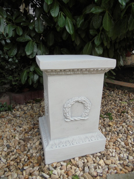 Preview: XXL Sockel für Gartenfigur, Säule, Podest