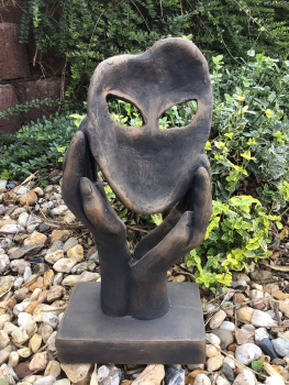 Preview: Steinfigur Hände mit Gesicht, Gartenfigur Steinguss, 37 cm, Büste