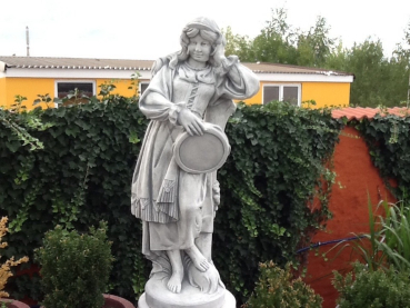 Steinfigur, Frauenfigur, Gartenfigur