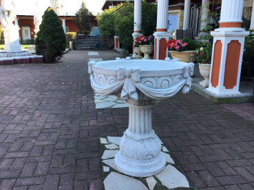 Steinamphore, Blumenschale, Steinguss, Pflanzschale, Frostsicher, Winterfest, Weißbeton, Gartendekoration