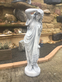 Steinfigur. H.85 cm Statue, Skulpturen, Steinguss, Frau, Gartendekoration