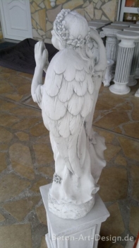 Preview: detailed angel statue made â€‹â€‹of concrete 75 cm high