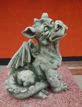 Drache, Skulptur, Steinfigur, Gartenfigur, Gartendekoration, Statue