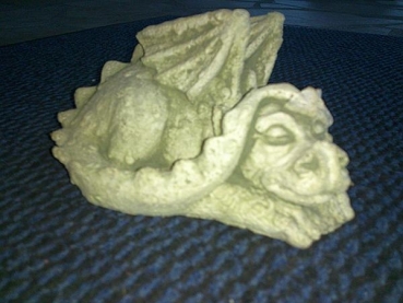 Drache, Skulptur, Steinfigur, Gartenfigur, Gartendekoration, Statue