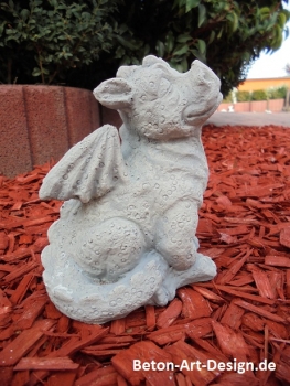Preview: Drache, Skulptur, Steinfigur, Gartenfigur, Gartendekoration, Statue