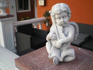 Preview: Gartenfigur, "süsser Engel spielt Violine" Park & Gartendekoration, Steinfigur, Skulptur, Steinguss