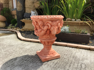 Amphore, Widderkopfvase, Prunkvase, 65 cm hoch, Park & Gartendekoration, Pflanzschale, Steinvase, Steinguss