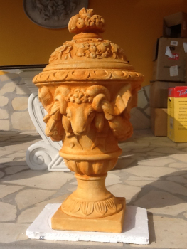 Amphore, Widderkopfvase / Vase mit Deckel, 90 cm hoch, Park & Gartendekoration, Pflanzschale, Steinguss