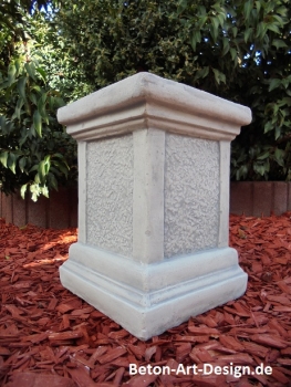 Sockel, Kapitell, Podest, Figurensockel, Steinsockel, Gartendekoration