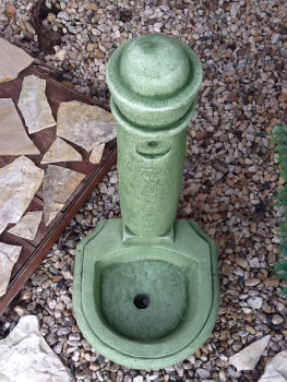 freistehender Gartenbrunnen / Wasserzapfstelle, Park & Gartendekoration, Steinguss