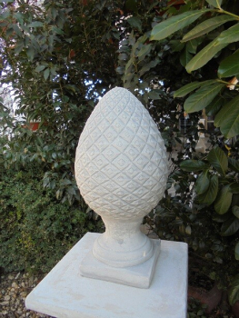 Pinienzapfen, Pfeilerspitze,  47 cm hoch, Pfeilerschmuck, Park & Gartendekoration, Steinguss