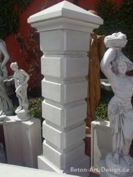 Torpfeiler, Zaunpfeiler, Sockel, Podest, Gartendekoration