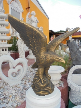 Adler, Gartenfiguren, Steinfiguren, Statuen, Skulpturen, Gartendekoration