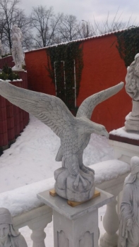 Adler, Gartenfiguren, Steinfiguren, Statuen, Skulpturen, Gartendekoration