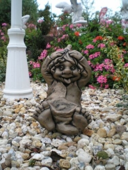 Preview: Zwerg, Troll, Wichtel, Skulptur, Steinfigur mit Pflanztopf