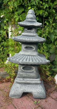 Steinlaterne, Pagode, japanische Gartendekoration