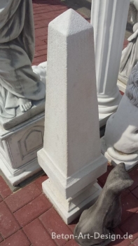 Preview: Obelisk, Pinienzapfen, Poller, Kapellenspitze, Pfeilerkrone, Fassadenstuck