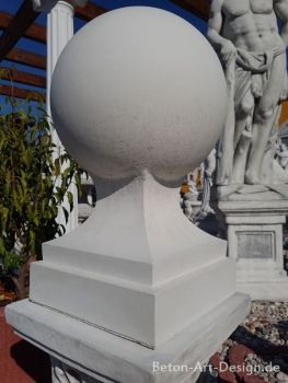 Preview: Kugel, Pinienzapfen, Pfeilerschmuck, Obelisk, Pfeilerkappe, Gartendekoration