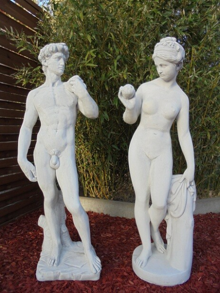 Gartenfiguren, David & Eva mit Apfel in der Hand