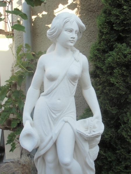 Gartenfiguren, Steinfiguren, Statuen, Skulpturen, Gartendekoration