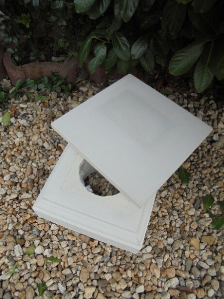Sockel, 2 teilig, 45 x 45 cm für Gartenfiguren, Statuen, Skulpturen, Pflanzschalen, Park & Gartendekoration, Steinguss