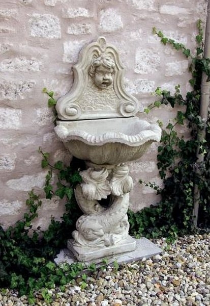 Brunnen, Wandbrunnen, Steinbrunnen