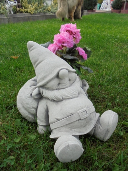 Zwerg, Troll, Wichtel, Skulptur, Steinfigur mit Pflanztopf