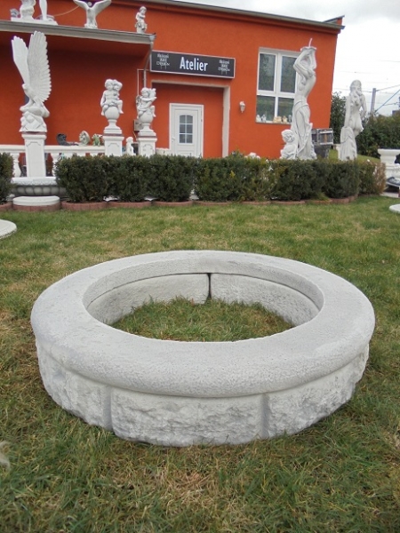 Steinbrunnen, Gartenbrunnen, Brunnen