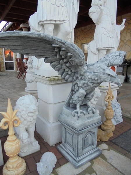 Adler Statuen, Steinfiguren, Skulpturen, Gartendekoration