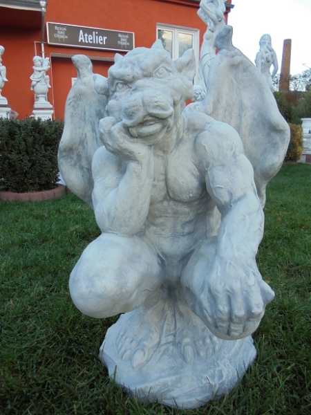 Gargoyle, Statuen, Steinfiguren, Skulpturen, Gartenfiguren