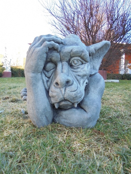 Gargoyle, Statuen, Steinfiguren, Skulpturen, Gartenfiguren
