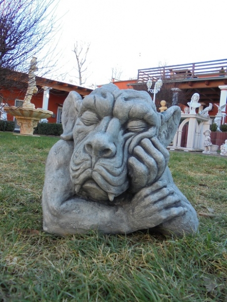 Gargoyle, Statuen, Steinfiguren, Skulpturen, Gartenfiguren