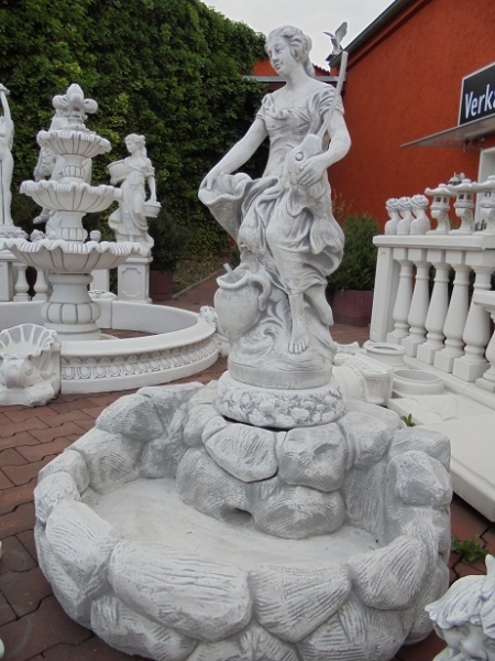 Steinbrunnen, Gartenbrunnen, Brunnen