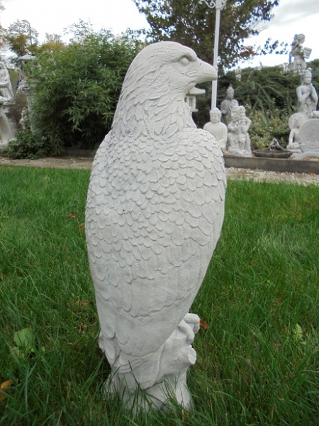 Adler, Steinfiguren, Gartenfiguren, Skulpturen, Statuen