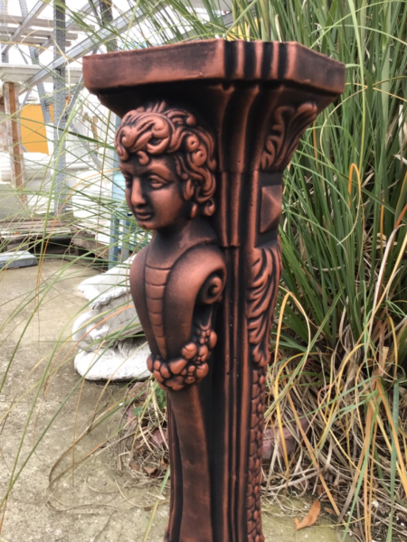 Skulpturen Säule, Sockel, Podest, Figurensockel, Steinguss