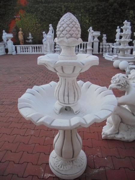 Steinbrunnen, Gartenbrunnen, Brunnen