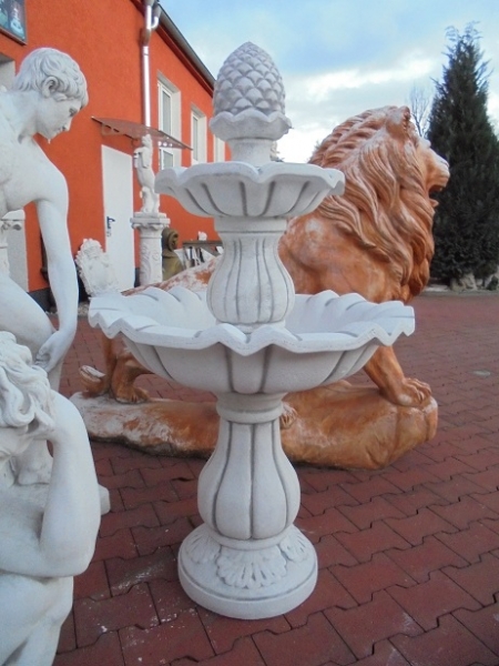 Steinbrunnen, Gartenbrunnen, Brunnen