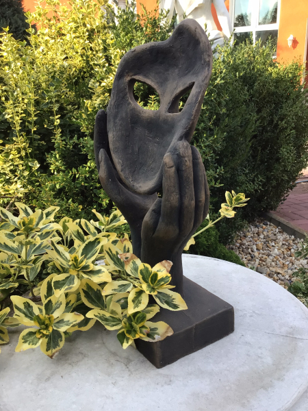 Steinfigur Hände mit Gesicht, Gartenfigur Steinguss, 37 cm, Büste