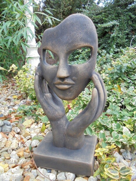 Steinfigur Hände mit Gesicht, Gartenfigur Steinguss, 37 cm, Büste